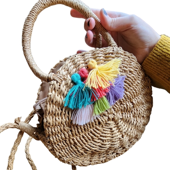 Rattan Straw Tassel Crossbody Handbag - Picture 2 of 7